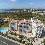 Vaumar - & Pool Portimao